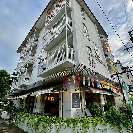Wua Lai Boutique Hotel Chiang Mai Exterior photo