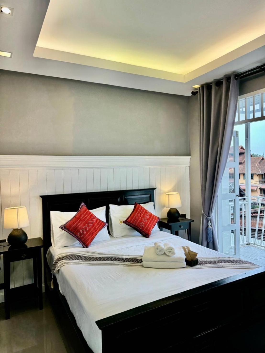 Wua Lai Boutique Hotel Chiang Mai Exterior photo